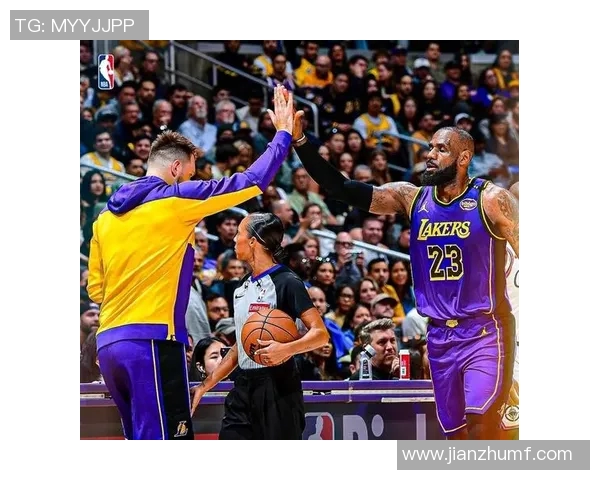 湖人和快船对决时谁才是真正的主场球队分析与讨论