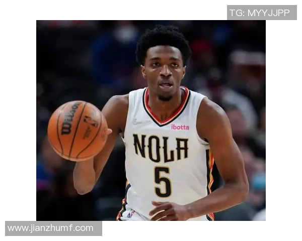 赫伯特琼斯的篮球之路与个人成长故事探讨