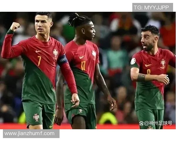 克罗斯的足球之路：从青涩少年到世界顶级中场的辉煌历程