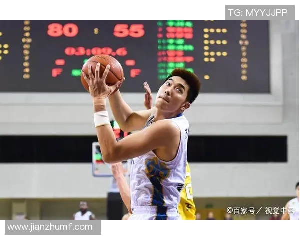 吴冠希：从篮球新星到职业生涯巅峰的奋斗与成长之路